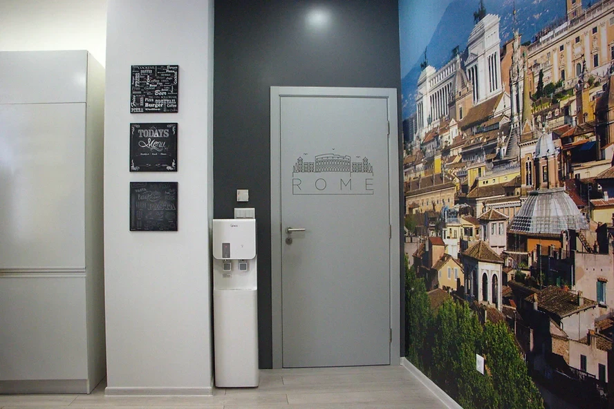 261-10-rome-relax-room-17297627776528.jpg