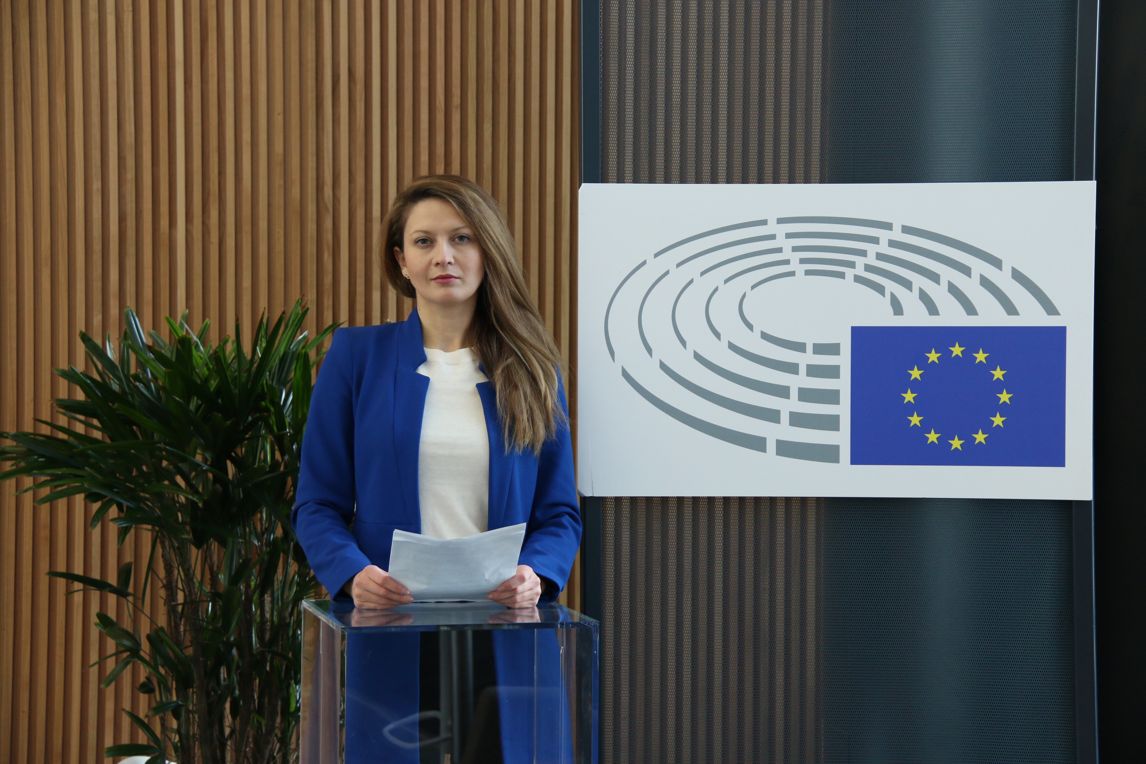 Цветелина Пенкова: България е под средното за ЕС ниво на усвояване на европейски средства.  Системата за управление на средствата от ЕС не предоставя систематизирана информация