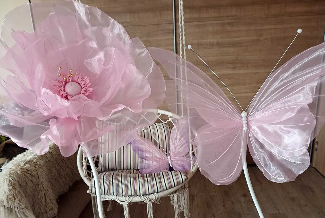 цвете и пеперуда от органза цвете и пеперуда от органза