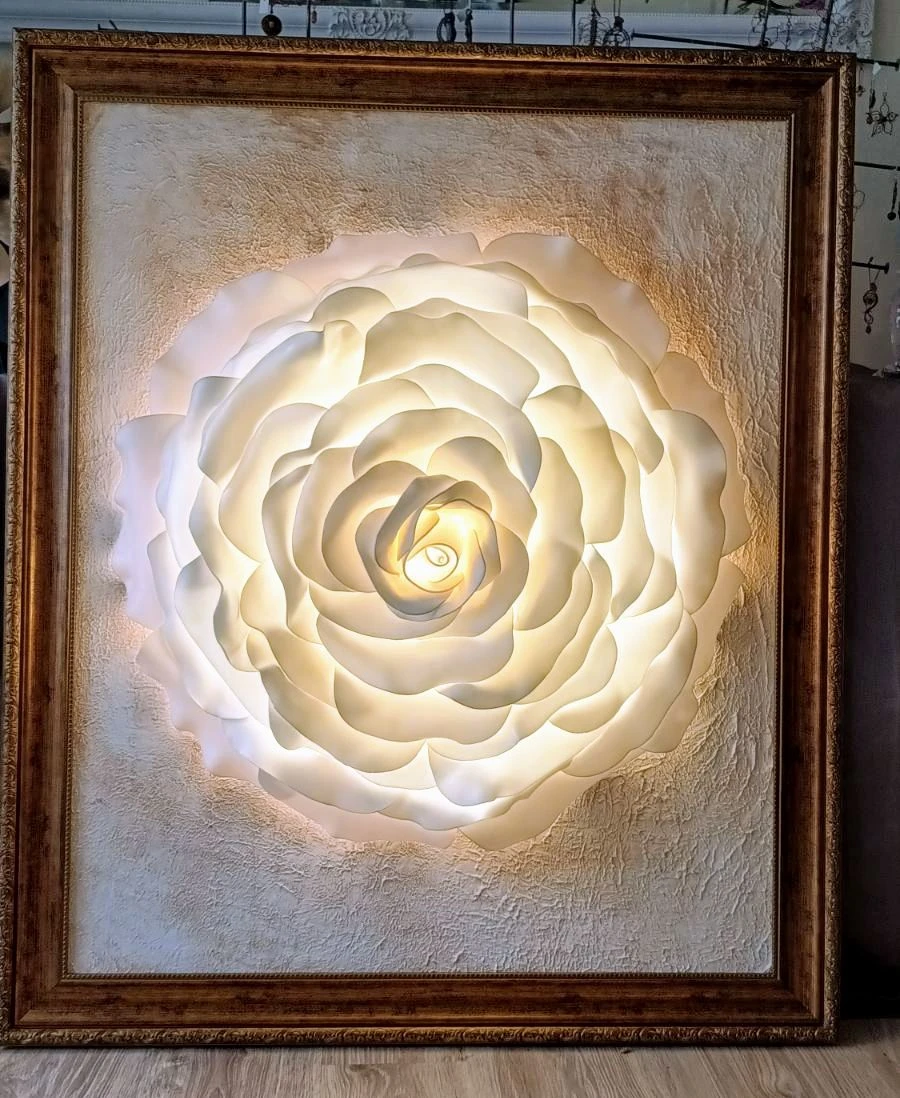 Стенна светеща декорация - Роза 217-rose-in-frame-wall-17068222509209.jpg