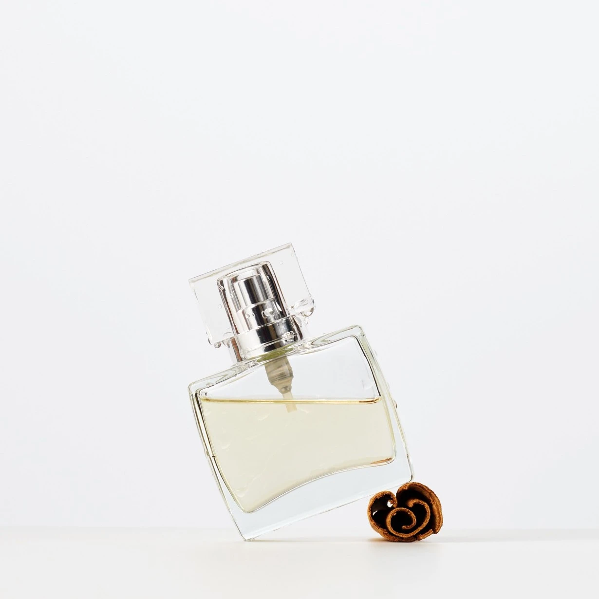 02012301230105-square-glass-perfume-bottle-isolated-white-background-large-17575911335743.jpeg