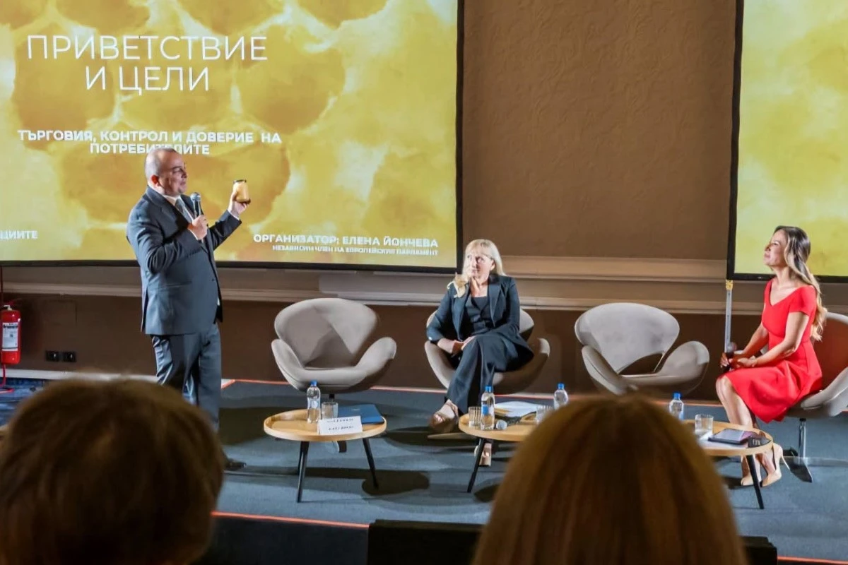 Евродепутатът Елена Йончева: Между 60% и 80% от меда в ЕС е фалшив