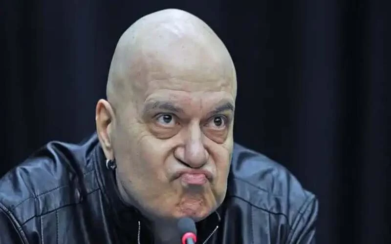 Слави Трифонов: "Ще правя всичко възможно да можете свободно да изразявате омразата си"