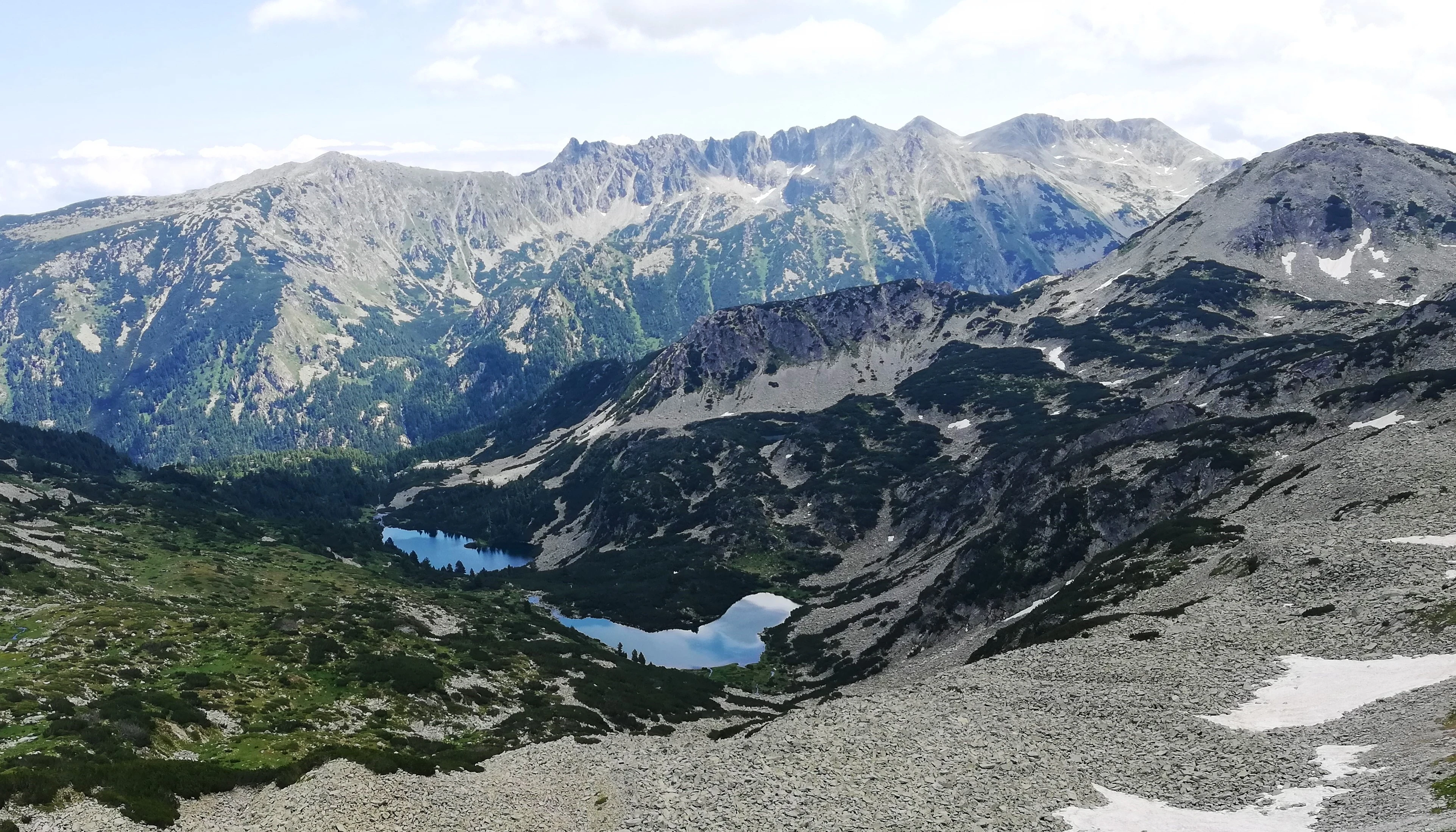 What is the mountain with an alpine landscape in Bulgaria?