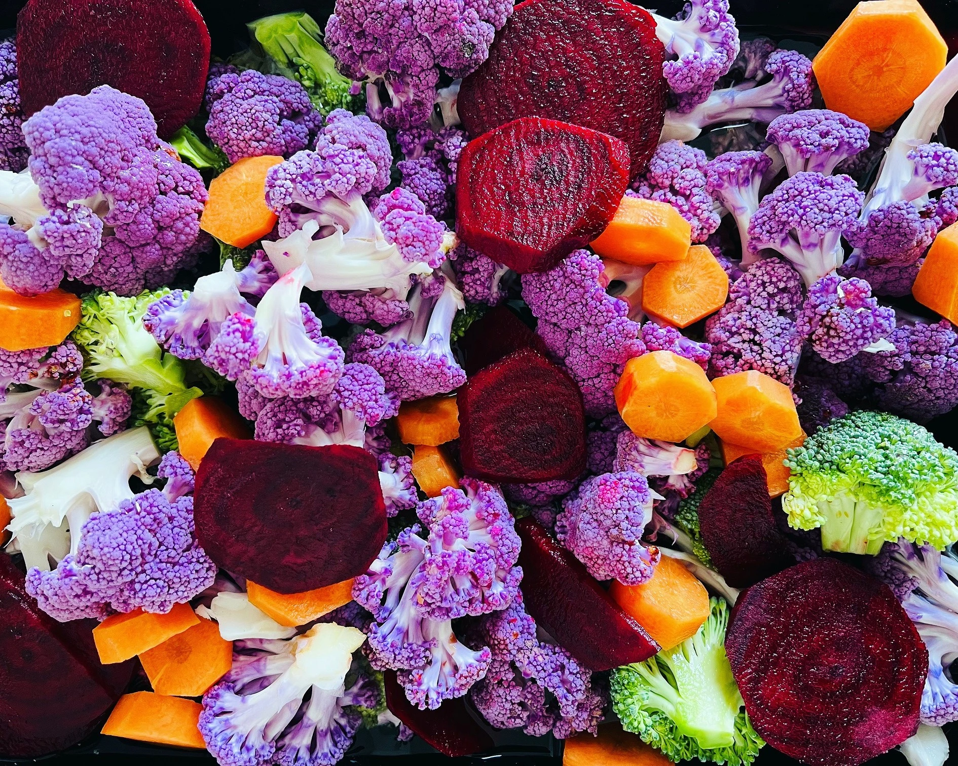 Как да почистим пресните зеленчуци и плодове преди консумация с един лесен трик?
