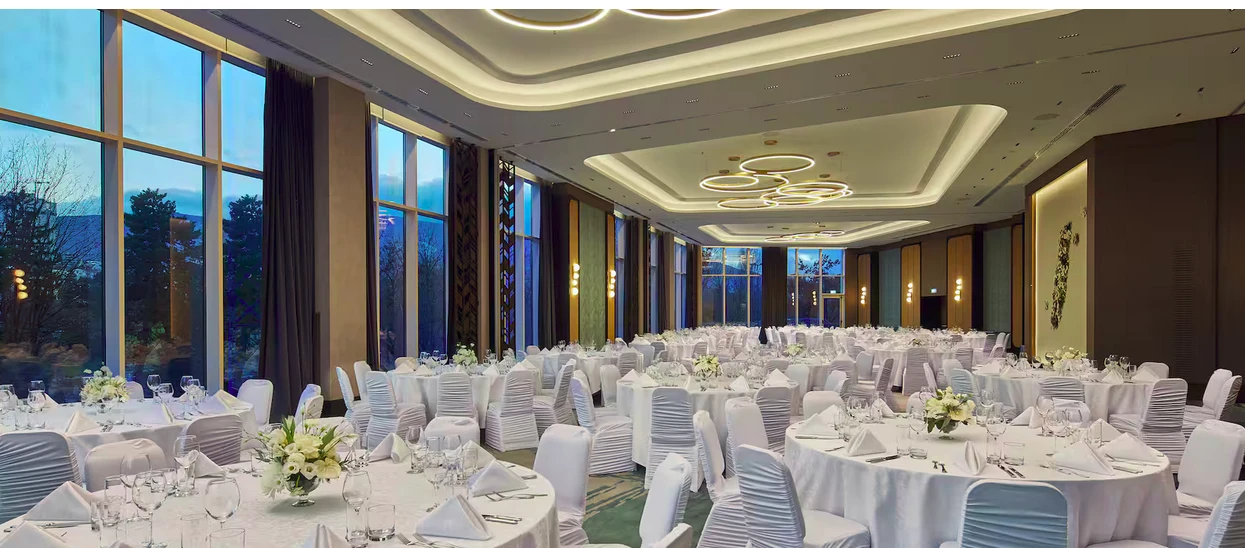 1328-hotel-hilton-17337457037293.png