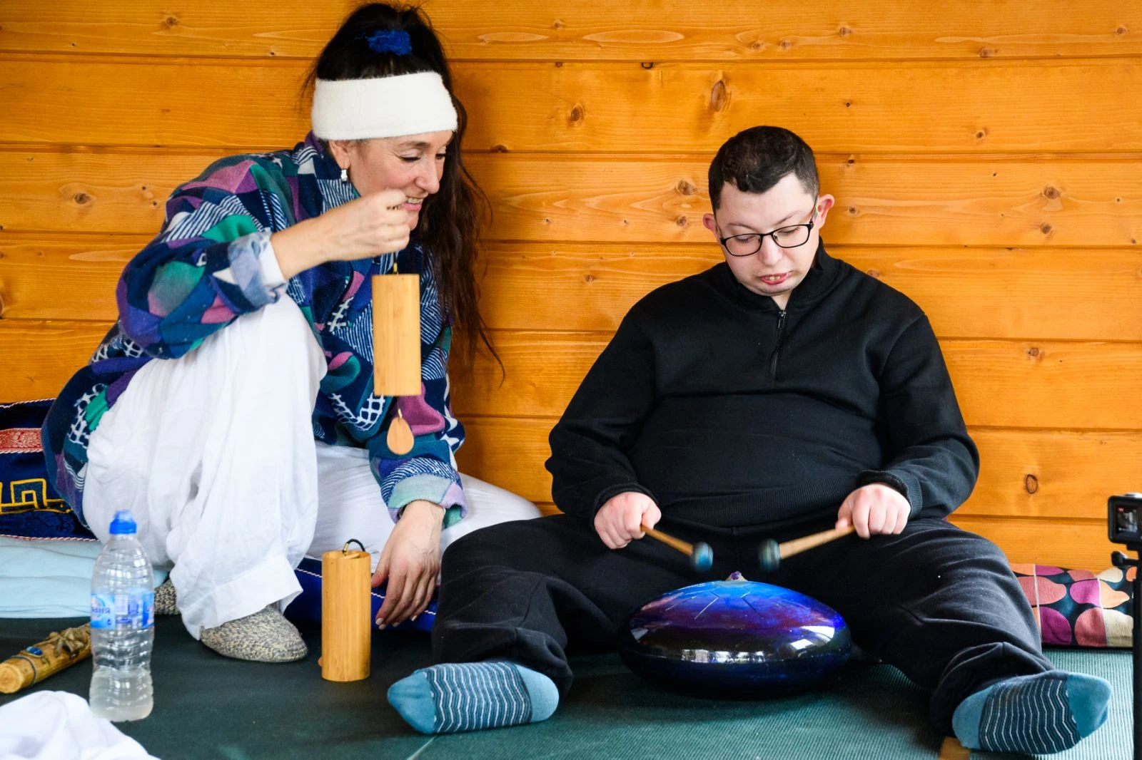 Звукотерапията на младежи със СОП – на фокус в първия за годината тренировъчен курс