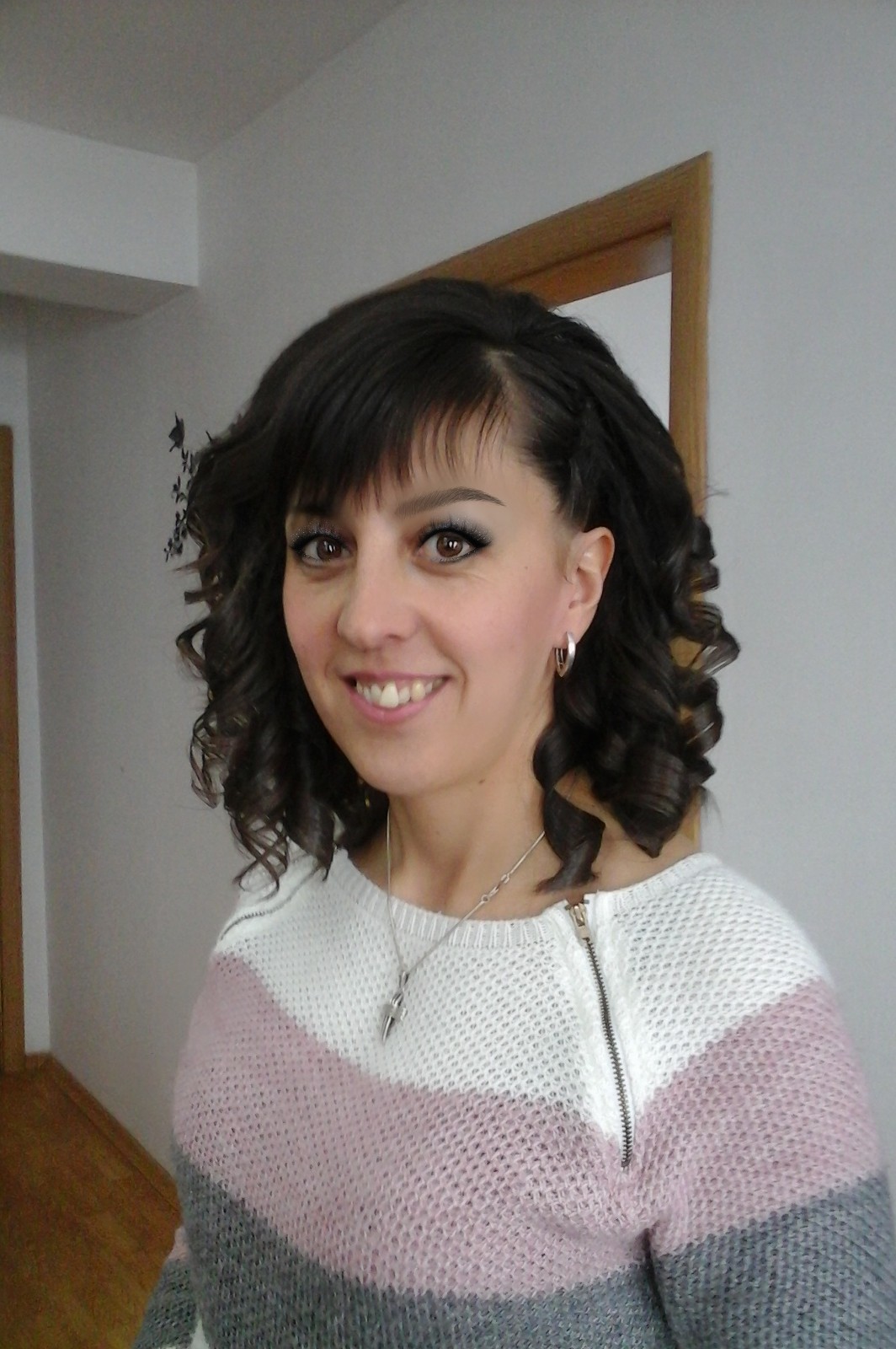 Величка Лазарова 67010641600323-2015-12-30-19-26-44-919.jpg